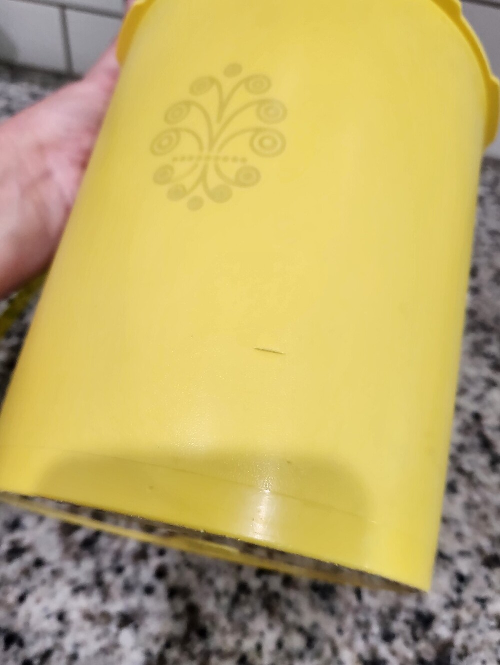 Vintage Tupperware Tall Yellow Canister - Picture 7 of 8